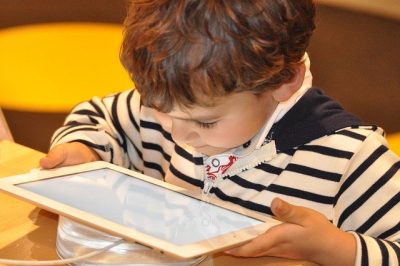 Read more about the article זמן מסכים בתקופת הקורונה